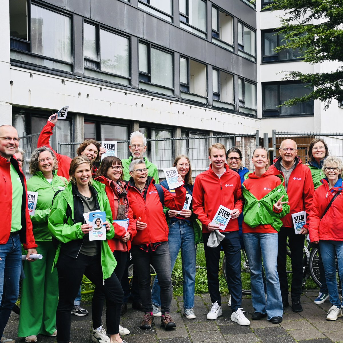 BaldCoffee tweet media