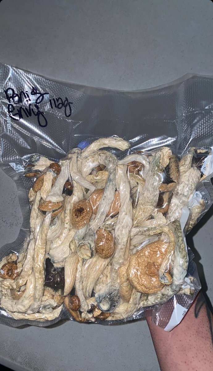Shrooms 
OZ...$250
QP....$450
HP....$750
Pound....$1500