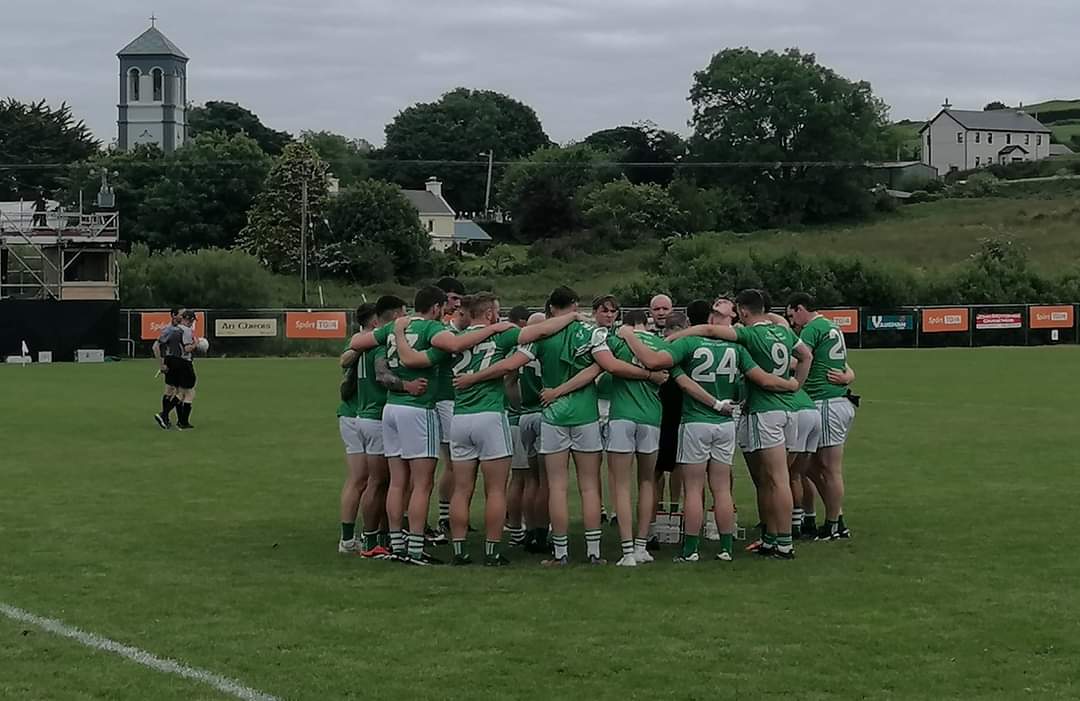 officialdonegal's tweet photo. Agus sín é!!

Is seaimpíní iad 🏆🙌👏🤍💚

Comhghairdeas le Naomh Muire Íochtar Na Rosann 🤍 💚 Táimid an-bhródúil as 👌 https://t.co/lveWVSxJyw