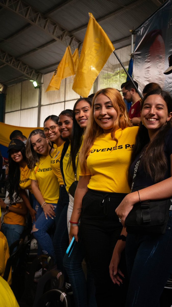 JovenesPr1meroJ's tweet photo. Lunes de #PhotoDump 

Comité Político Nacional de @Pr1meroJusticia 

ROSTROS DE JÓVENES PJ https://t.co/I3rDvwv9q8