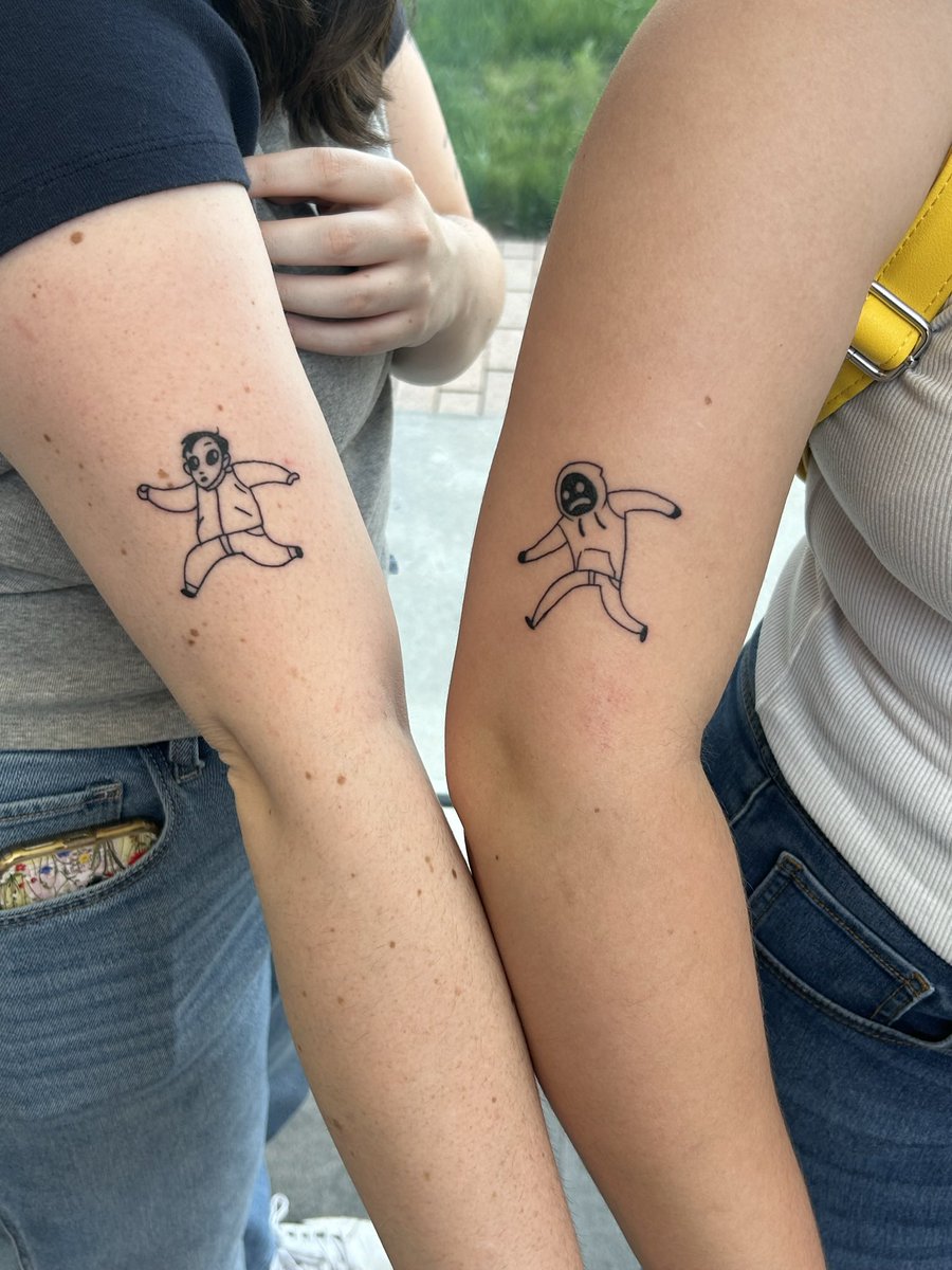 katspatch2020's tweet image. Nothing like getting matching tattoos with your fellow mentally I’ll friend. @FlamingButtWind
