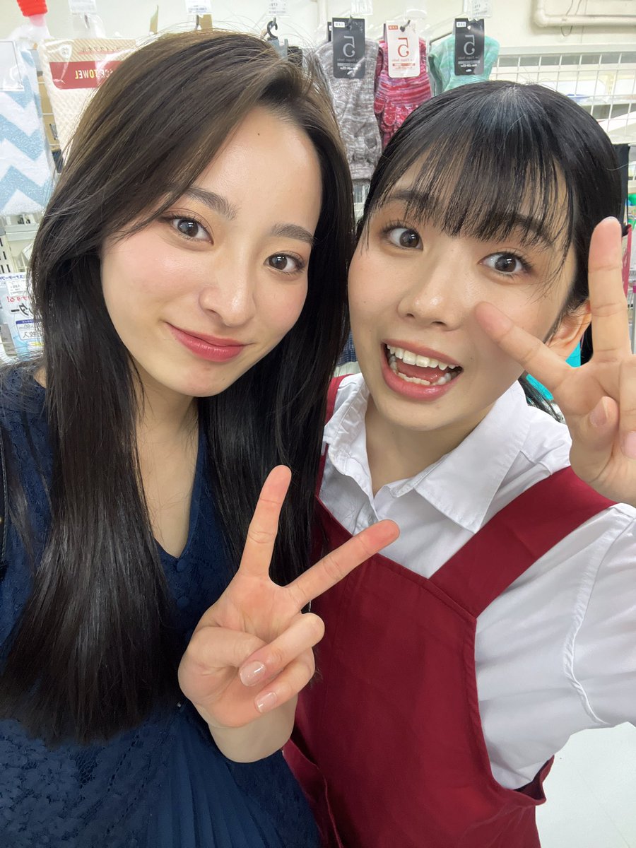 asaki_mana's tweet photo. みんな大好きあのちゃん！
最近一緒になること多い♡

『得る者失う物』みてね〜〜

https://t.co/TgyM2dbZBQ https://t.co/x6aZb7VUkA