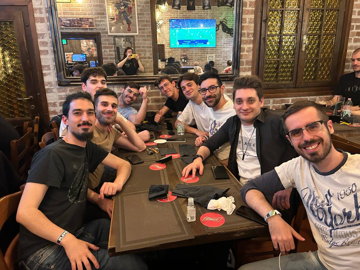 Yeah playing Pokemon is fun, but this is by far the best part of the Bologna special event 🔥