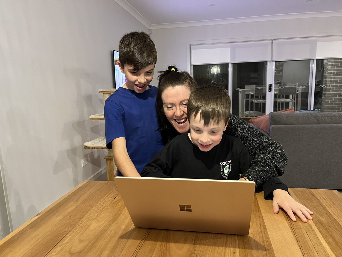 Sarah Trestrail tweet media