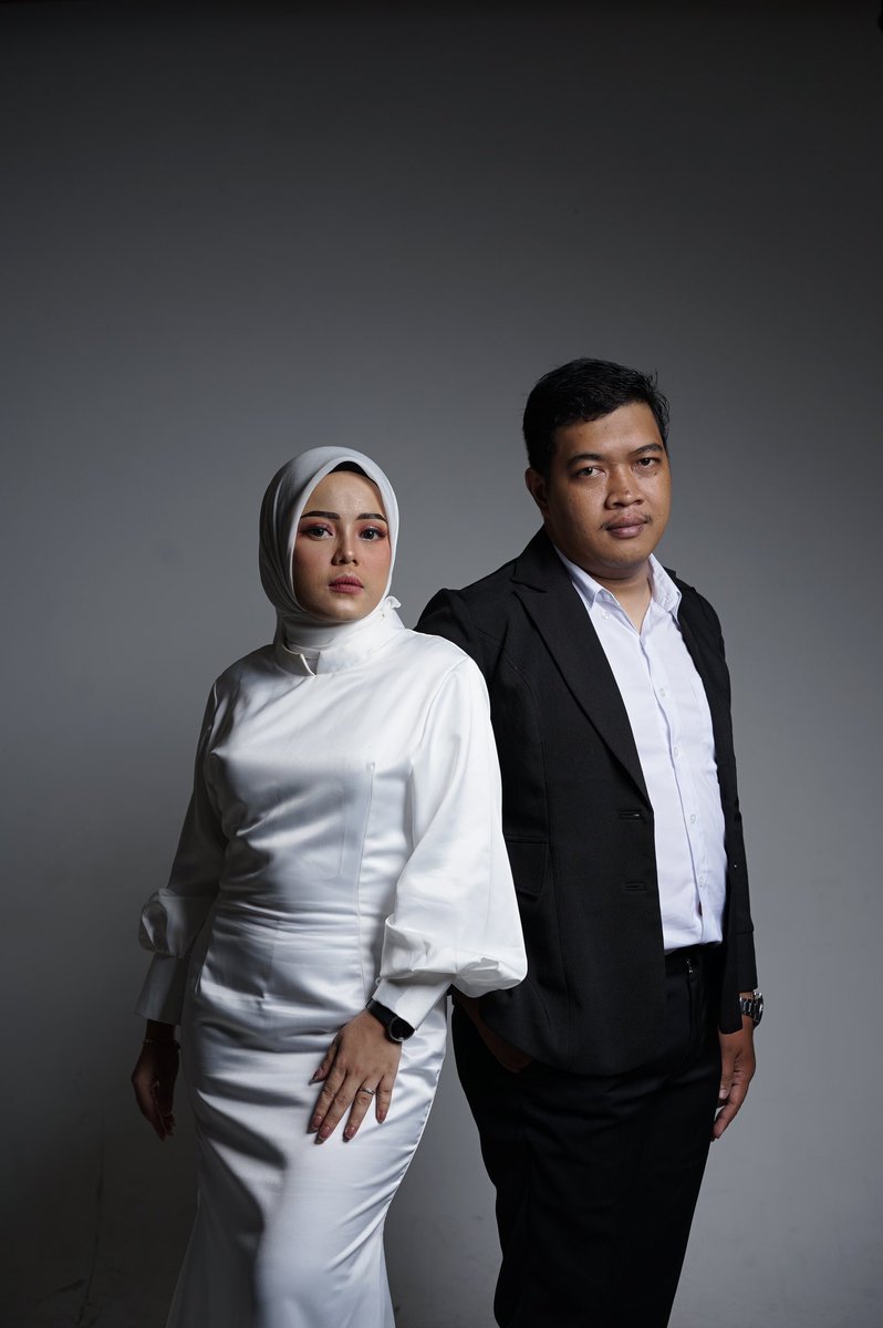 rizkyhari15's tweet photo. Terima kasih kepada kesayanganku yg telah mau berjuang mulai dr 0 sampai ke titik yg dimana aku berada sekarang aku tau menunggu itu sangat membosankan tapi aku yakin hasil dr menunggu itu tidak bakal sia sia akhirnya hajat yg kita impikan yg kita rencanakan mulai terwujud ❤️❤️ https://t.co/mOwwA2PXfv
