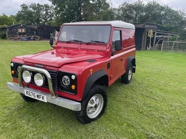 LandyStore's tweet photo. Ad: Land Rover Defender 90 200tdi
On eBay here -->> https://t.co/LVNjNvutbJ
#LandRoverDefender #Defender90 #200tdi #OffroadLife #4x4 #ClassicCars https://t.co/DuRIsfUw07