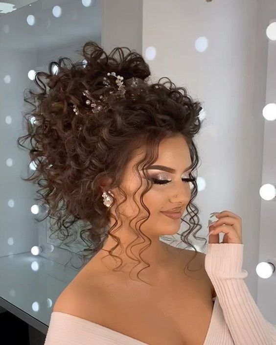 PraiseHair's tweet image. Shine with cornrows! Whether chic and elegant or cool and funky, cornrows are classic yet current, ideal for any season, and uniquely adaptable

Visit us at praisehairbraiding.com/cornrows/

#TransformYourLook #Cornrows #ChicAndElegant #CoolAndFunky #ClassicAndCurrent #SeasonalStyle