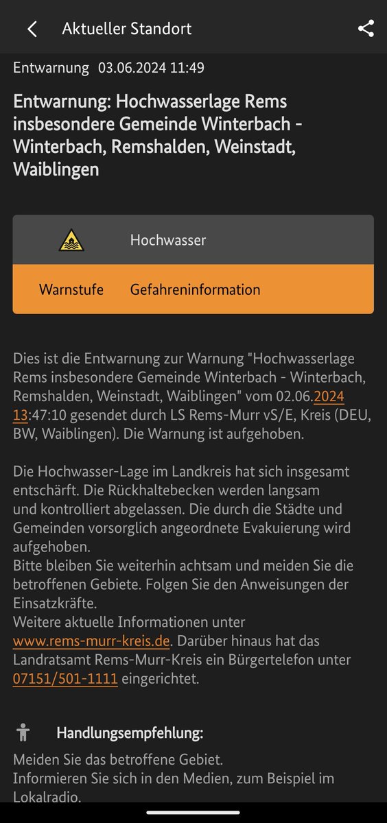 Im Moment erfolgte die Entwarnung der Gefahrenlage durch das Landratsamt. Die Evakuierungsmaßnahmen wurden soeben aufgehoben. Der Rückbau folgt sukzessiv. Die Bewohner der betroffenen Gebiete können ab sofort wieder in Ihre Gebäude zurückkehren.