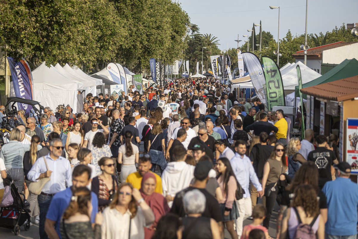 ❤️‍🩹 Quina ressaca emocional família!

Ens costa de creure que la Fira de Cambrils 2024 ja sigui història, èxit rotund un any més gràcies a tots i totes vosaltres! 🙌

Què és el que més us ha agradat? 👀 Us llegim i ens ho anotem per l'any vinent!