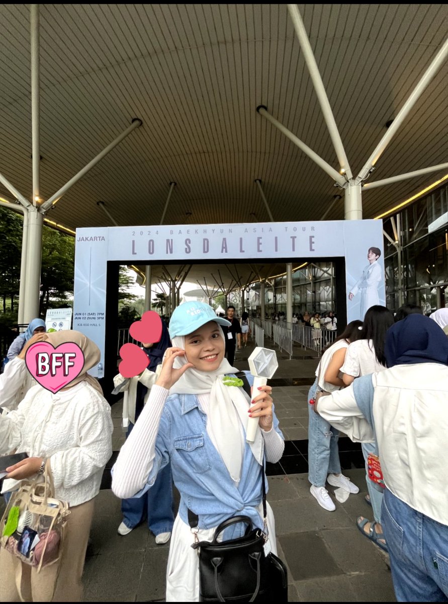 hanaawuuvv tweet media