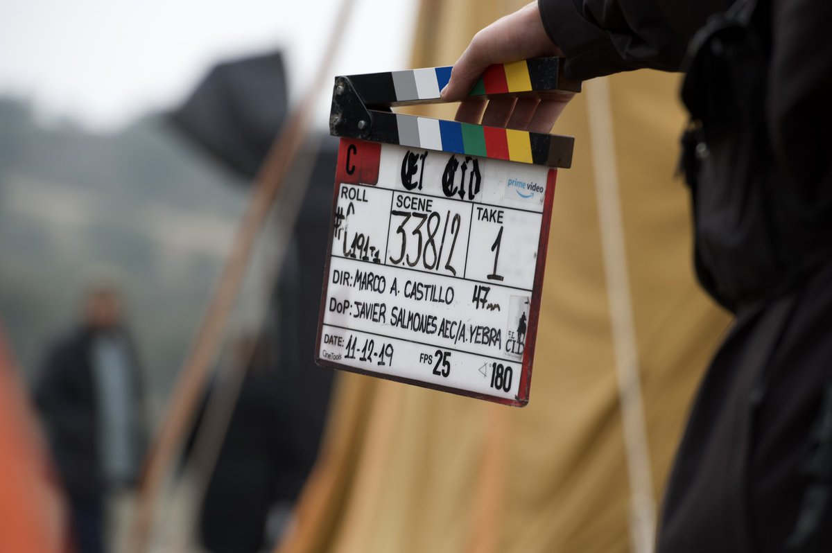 ZebraEs's tweet image. ¡Revive la magia de "El Cid" con nosotros! Hoy os traemos una selección especial de imágenes del detrás de cámaras. 

Descubre los secretos y momentos inolvidables que dieron vida a esta épica producción. 📸

#elcid #bts #rodaje #zebra