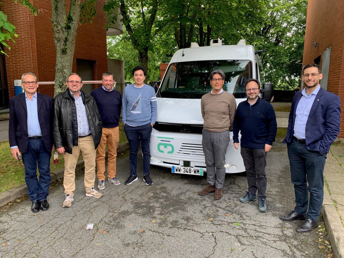 [ CONTRAT ] Le groupe Milla, fabricant de véhicules autonomes, remporte l’appel d’offres international de la ville de Helmond (Pays-Bas) 🎉 

📸 Une mobilisation qui a démarré par le kick off à VELIZY, dans les locaux de MILLA ces derniers jours

#CONTRAT #BUSINESS