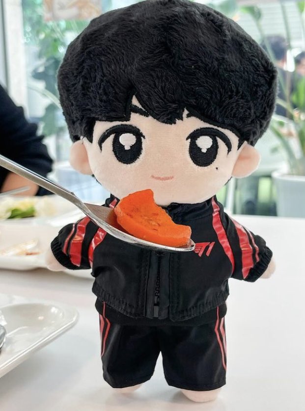Preview of #T1 plush dolls that will be released in July