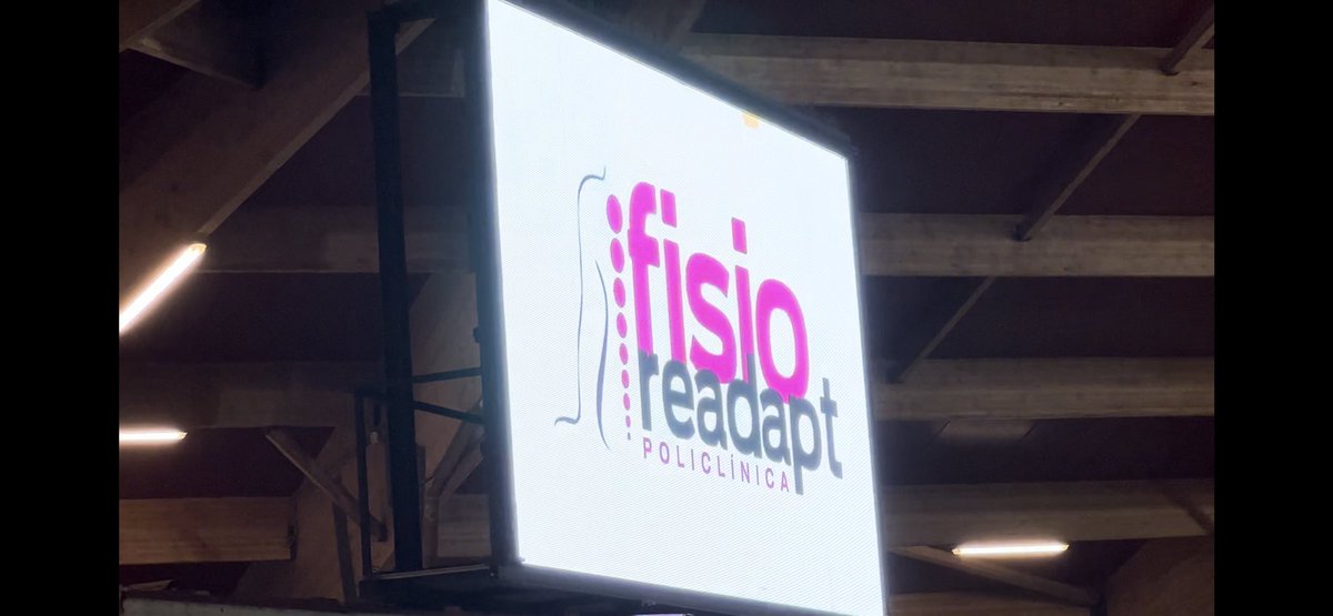 fisioreadapt's tweet photo. Ya en frío y una vez asimilado el éxito de estos chavales, desde FisioReadapt queremos daros la enhorabuena 🎉 . Como servicio de podología y biomecánica oficial del club, estamos encantados de acompañar vuestros pasos hacia la Primera RFEF @Podoactiva @afefutbol @ZCFoficial https://t.co/dE1urNBQcg