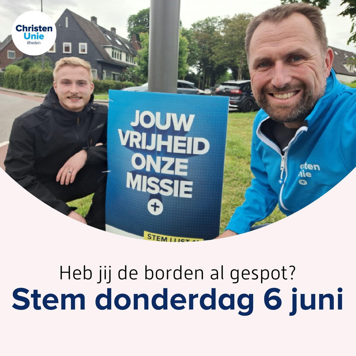 CURheden's tweet photo. Heb jij onze borden al gespot? Ons campagneteam zette in alle dorpen van de gemeente #Rheden borden neer. Stem jij aanstaande donderdag voor een Christelijk geluid in #Europa? Laat het ons weten en post een #selfie 📷 met één van onze borden als reactie op dit bericht! https://t.co/Y47QPHI4nd
