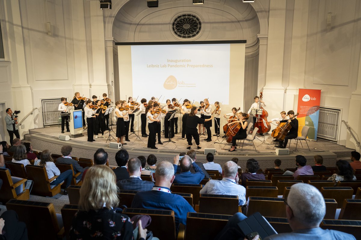 MarDir6's tweet image. It was a pleasure to join the inauguration meeting of the Leibniz lab &quot;Pandemic preparedness&quot; in Berlin! Looking forward to contributing and collaborating to better deal with future pandemics! @FZBorstel