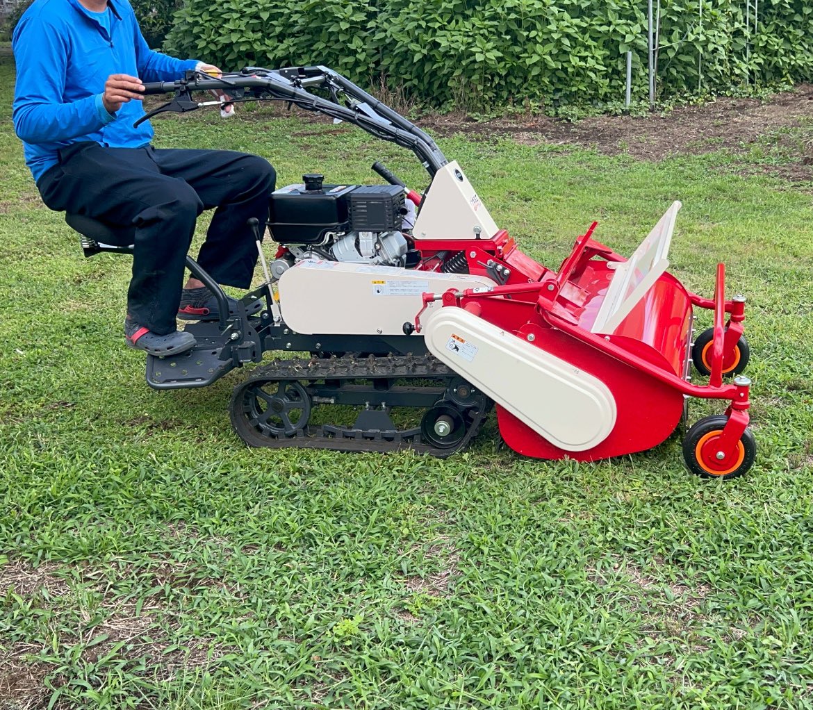 fmhirasawa's tweet image. アテックスハンマーナイフモア
刈馬王ハンマーRX805B ご購入いただきました🥰
ありがとうございました😊

オプションシート付きで座りながらの作業ができます👍

#atex #アテックス #rx805b #刈馬王 #ハンマーナイフモア #栃木県 #佐野市 #fmhirasawa #ファームマシーン平沢