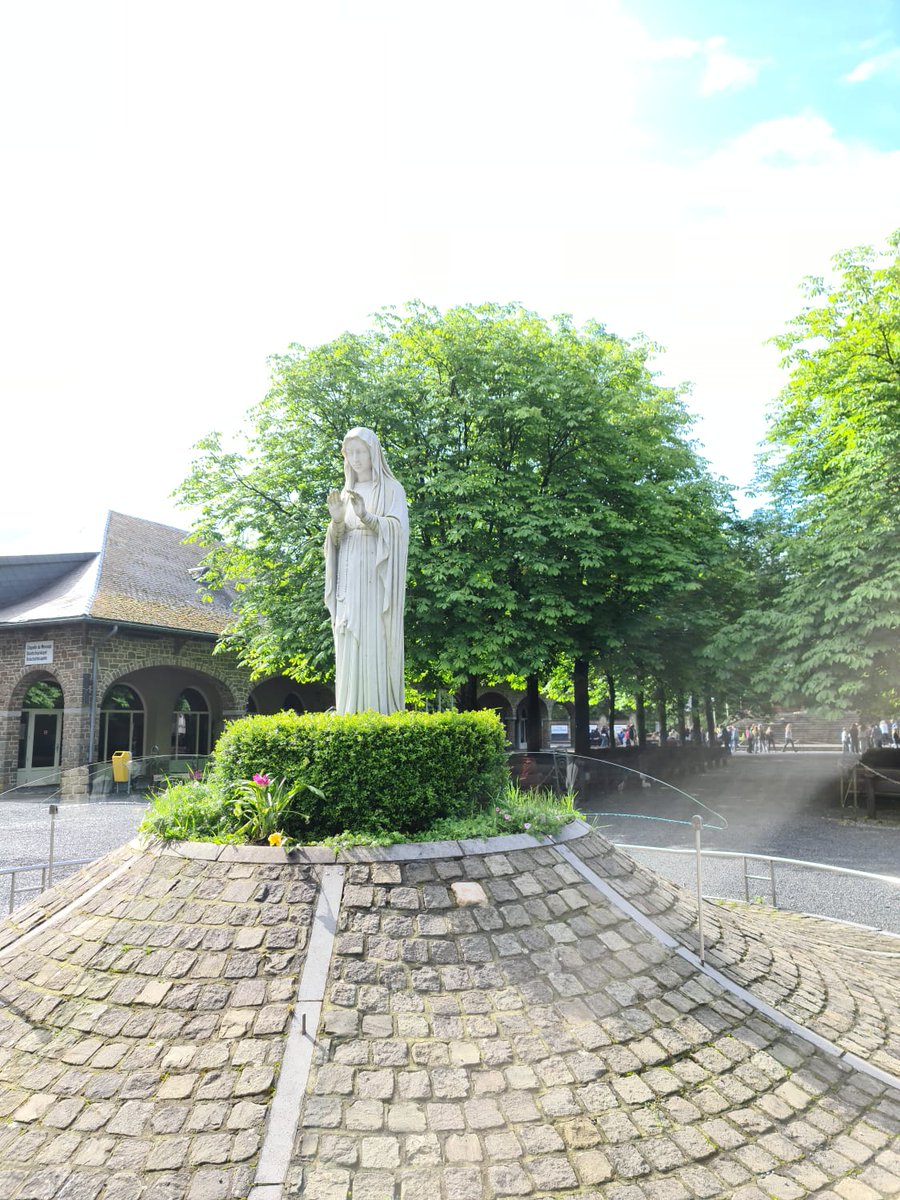 RadioMariaB's tweet image. Een terugblik op onze bedevaart naar Banneux van vrijdag 31 mei 🙏