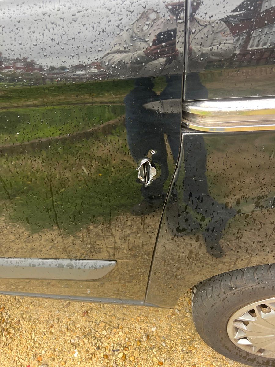 ac_electrics's tweet photo. Vans in for repair and went to collect the rental van for the week, they brought me a white Ford Transit with a hole in the side door... very much like my friends black Transit van with the same hole and all his tools magically went missing afterwards. No thank you #ford #transit https://t.co/Igyat8mVnM