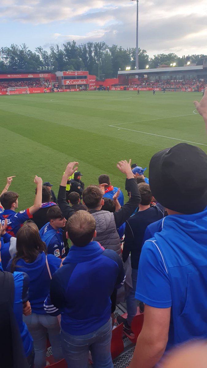 ZHH_1925 tweet media