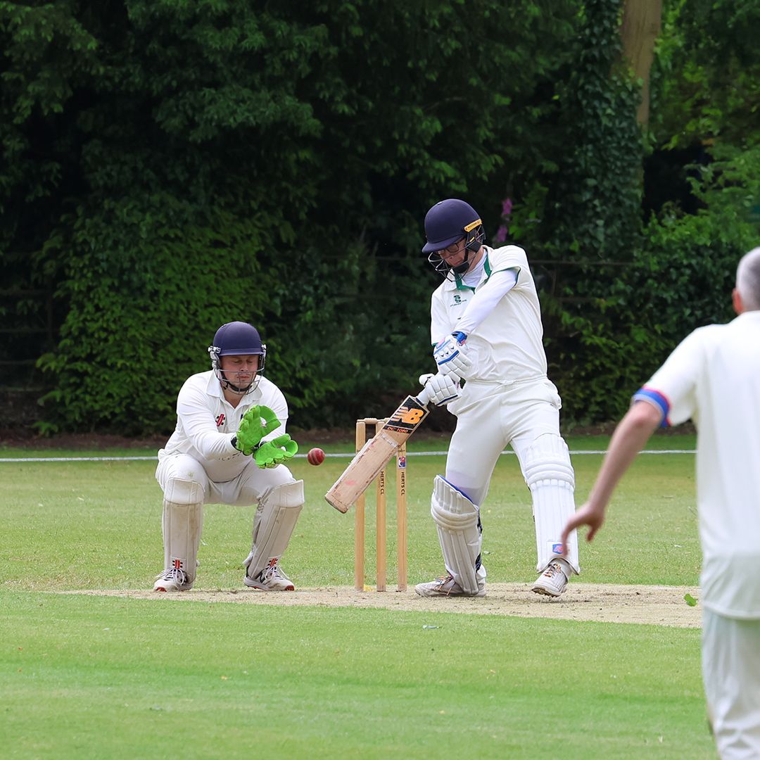 stmargscc's tweet photo. A few ๐ท from the weekend. Wins for the 2s and 4s, defeat for the 1s and 3s on Saturday. On Sunday our ladies finished their Development League with 2 wins in their top of the table clash against Broxbourne to secure top spot, well done ladies!
#STMCC #UpTheBury https://t.co/ZwAKyvDL7f