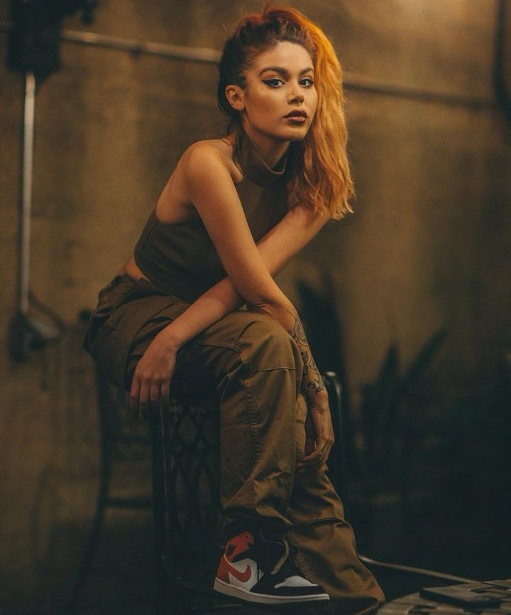 ——————————————ㅤㅤㅤ
ㅤㅤㅤㅤ𝗜𝗡𝗧𝗘𝗥𝗔𝗖𝗧𝗜𝗢𝗡 𝗖𝗔𝗟𝗟.⁣⁣⁣⁣⁣⁣⁣⁣⁣⁣⁣⁣⁣⁣⁣⁣⁣⁣⁣⁣⁣  
ㅤㅤㅤㅤ♡   Mención o mensaje. 
ㅤㅤㅤㅤ↻ 𝖢𝗈𝗇𝖼𝗎𝗋𝗌𝖺𝗇𝗍𝖾𝗌 𝖽𝖾 @granhermanoo01. ↓
——————————————
ㅤㅤㅤㅤㅤㅤㅤㅤㅤㅤㅤㅤㅤㅤㅤㅤㅤㅤㅤㅤ