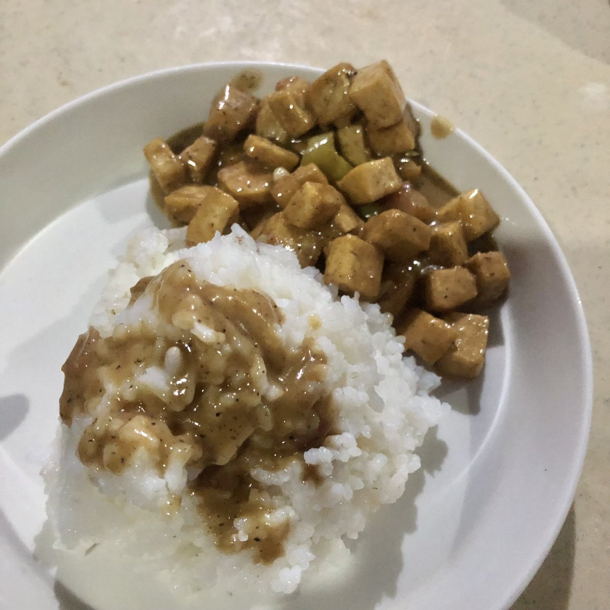 sehunsilk's tweet image. skl guys eme first time magluto ng… sinabawang tofu sisig whureinwhdjed 😭 #shef 🧑🏻‍🍳