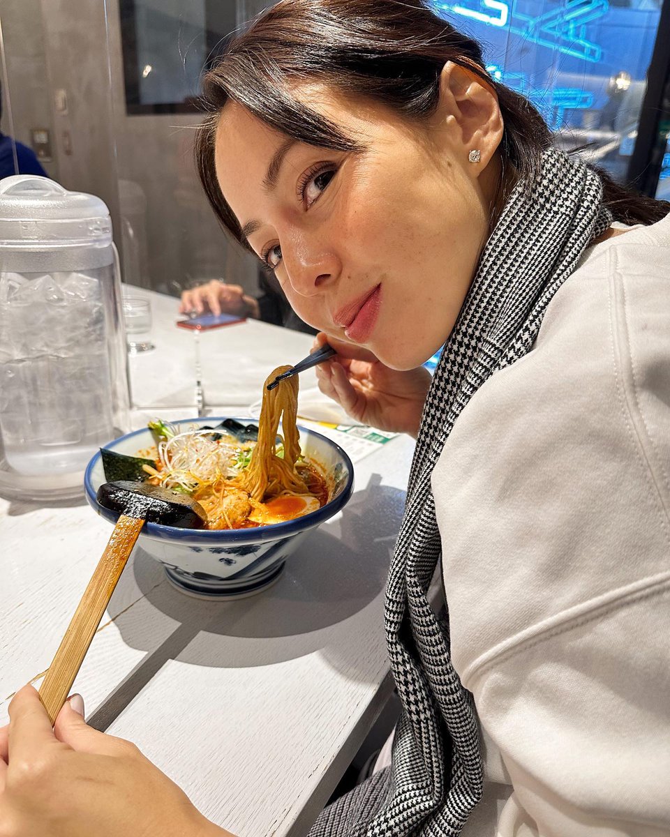 Noodling around with this delicious ramen.🍜