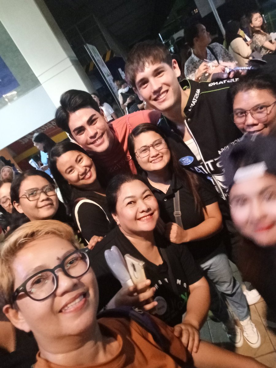 KDLexMagayon's tweet photo. Reunited 🤍 https://t.co/mITn91np9t