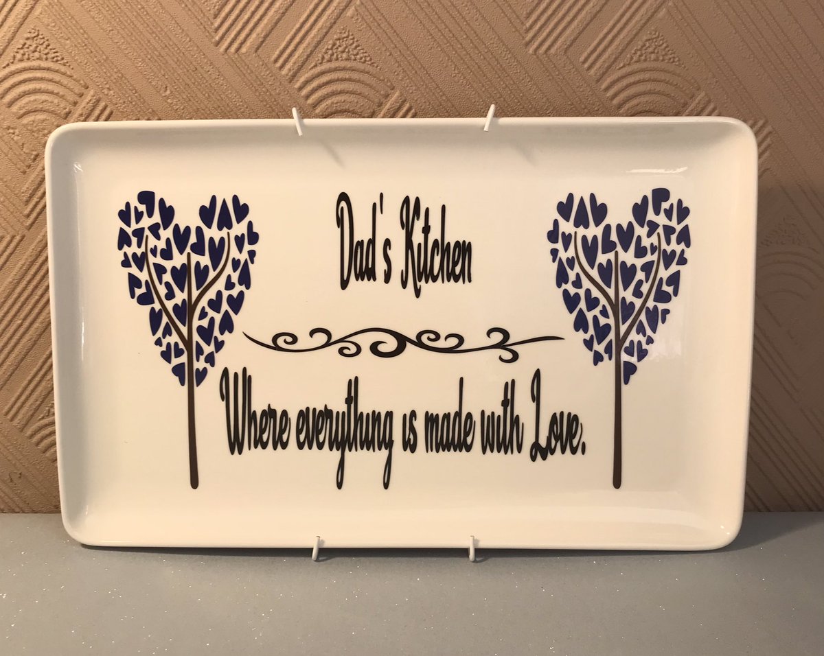 Father’s Day Wall Plate, with wall fixings. 
Is your Dad the King of the Kitchen?
If so, treat him to this sentimental gift to show your appreciation for all his hard work. 
£15.00 plus £4.00 P&amp;P
#fathersdaygifts #Fathersday