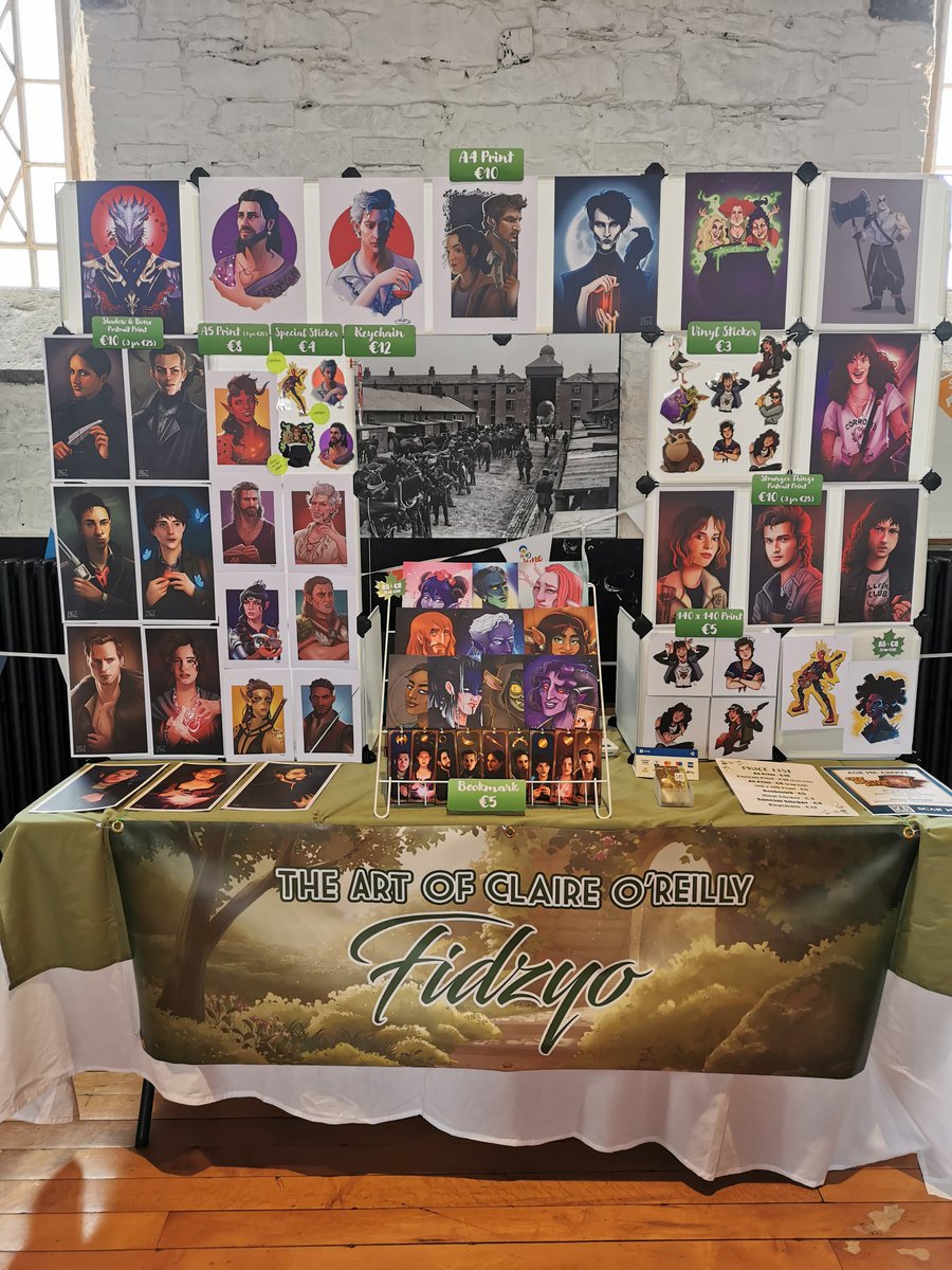 All set up and ready to go at <a href="/Celtic_Con/">𝕮𝖊𝖑𝖙𝖎𝖈𝕮𝖔𝖓</a> in Newbridge Town Hall! Free entry! Come and say hello!! :D #artistalley #celticcon