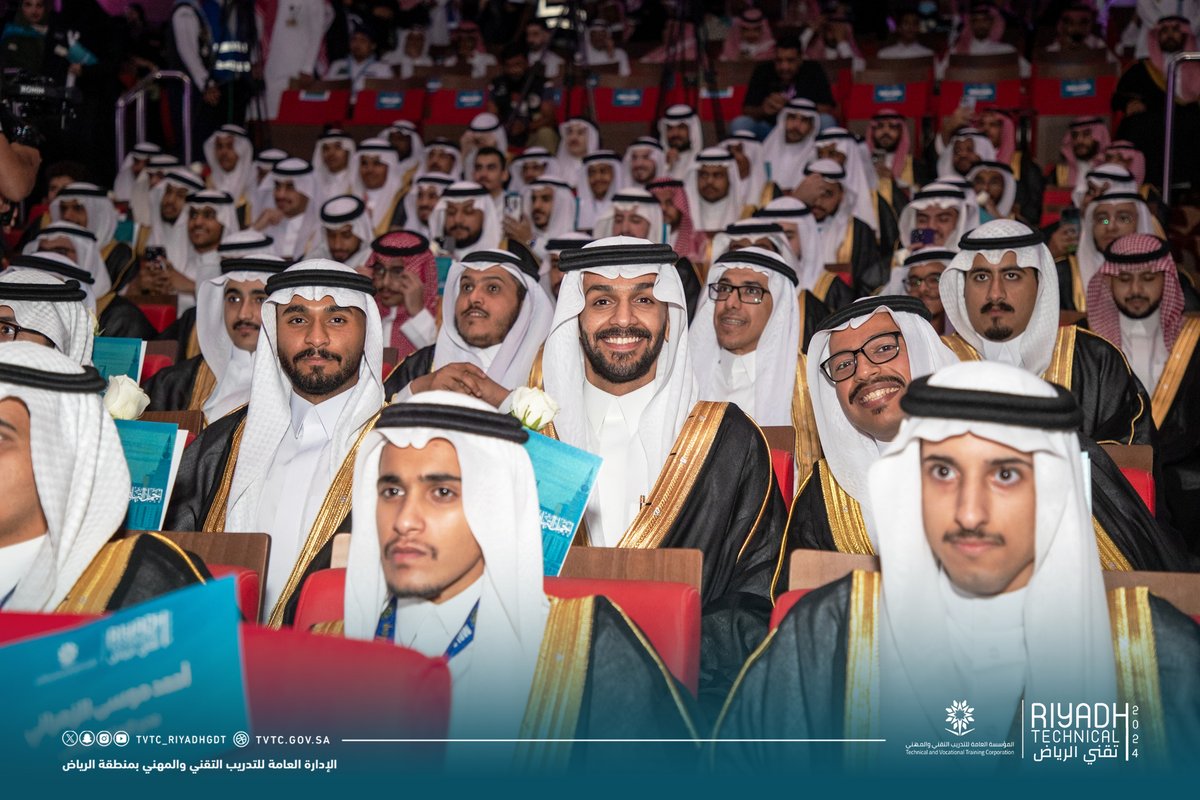 Tvtc_riyadhgdt's tweet photo. على وقع الخُطى .. تفيض المشاعر.
 مثابرةْ .. فإصرار .. ثم إنجاز.

#التدريب_التقني
#تقني_الرياض2024 https://t.co/X4HbO2MTgz