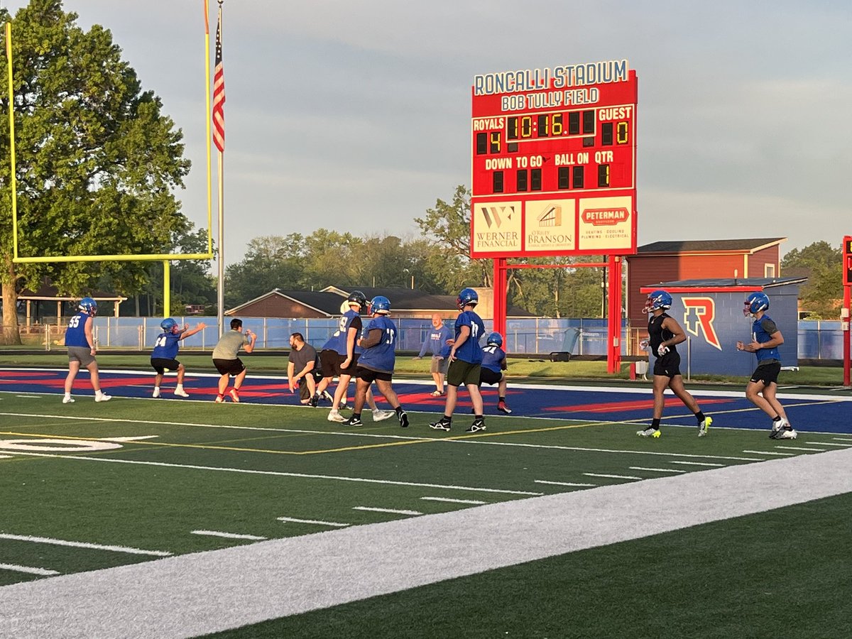 RoncalliFB's tweet photo. Week 2 summer camp begins.. https://t.co/DbztubhiGk