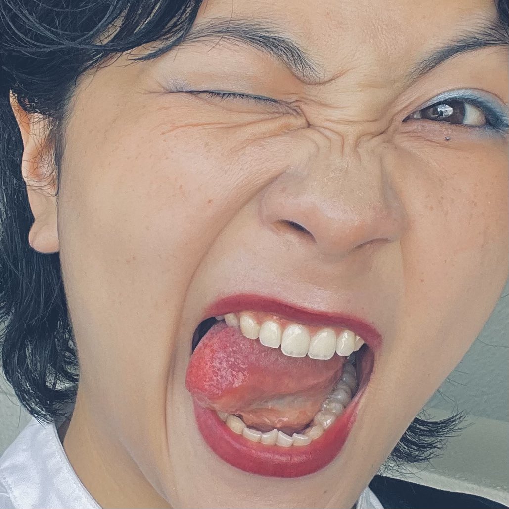 rion_cinema's tweet photo. 6月ダゼェ‼︎

7月3日（水）〜7日（日）に #駅前劇場 で #劇団Q＋が #新進劇団育成公演 として『#ANGERSWING (アンガーズウイング・アンガースウィング)』を上演します！

私、柳本璃音も出演致します🔥

是非下北沢に遊びにきてくださ〜い🌈

チケット発売中ﾃﾞｽ✨ 
https://t.co/qQDmDs9pi9 https://t.co/riDyl2ugib