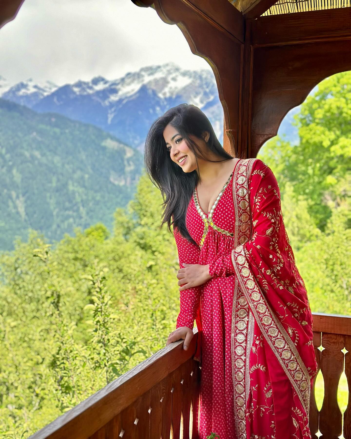 GPJM_CzasAAXVHl?format=jpg&name=large