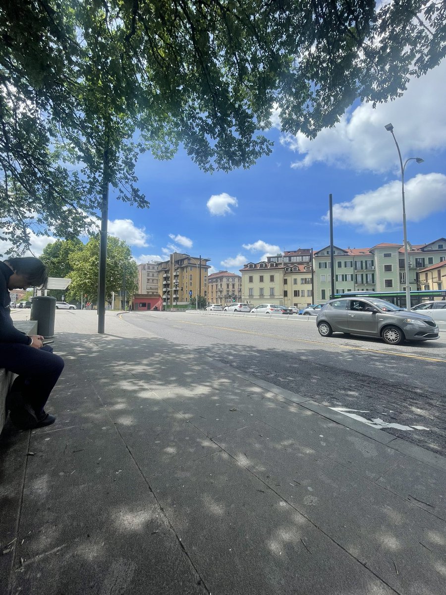 SonoPaty's tweet photo. #aDescriverlo un bel giorno è solo un bel cielo… la mia amata Varese🥰
#GuardandodalCuore
#unTemaAlGiorno https://t.co/XvBYMsCRej