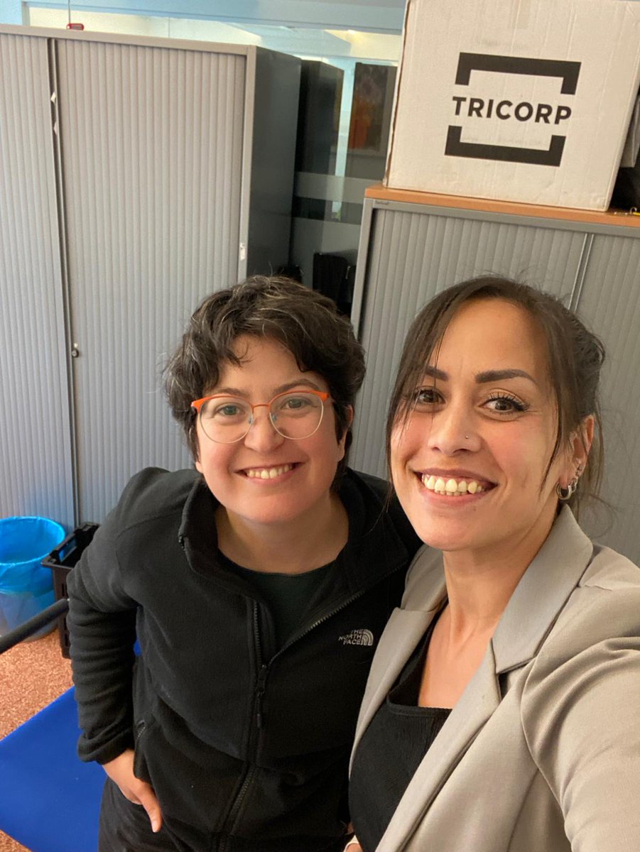 skimenzo's tweet photo. Na enige tijd afwezig te zijn geweest ben ik weer bijna op volle kracht terug in mijn functie als straatadvocaat. 

Vandaag zijn we gestart met een werkbezoek van onze nieuwe @SamenThuis2030 collega Nil. 
 
#Happy2beback #straatadvocaat #MiddenHolland #belangenbehartiging https://t.co/vfl2DM8Uqc