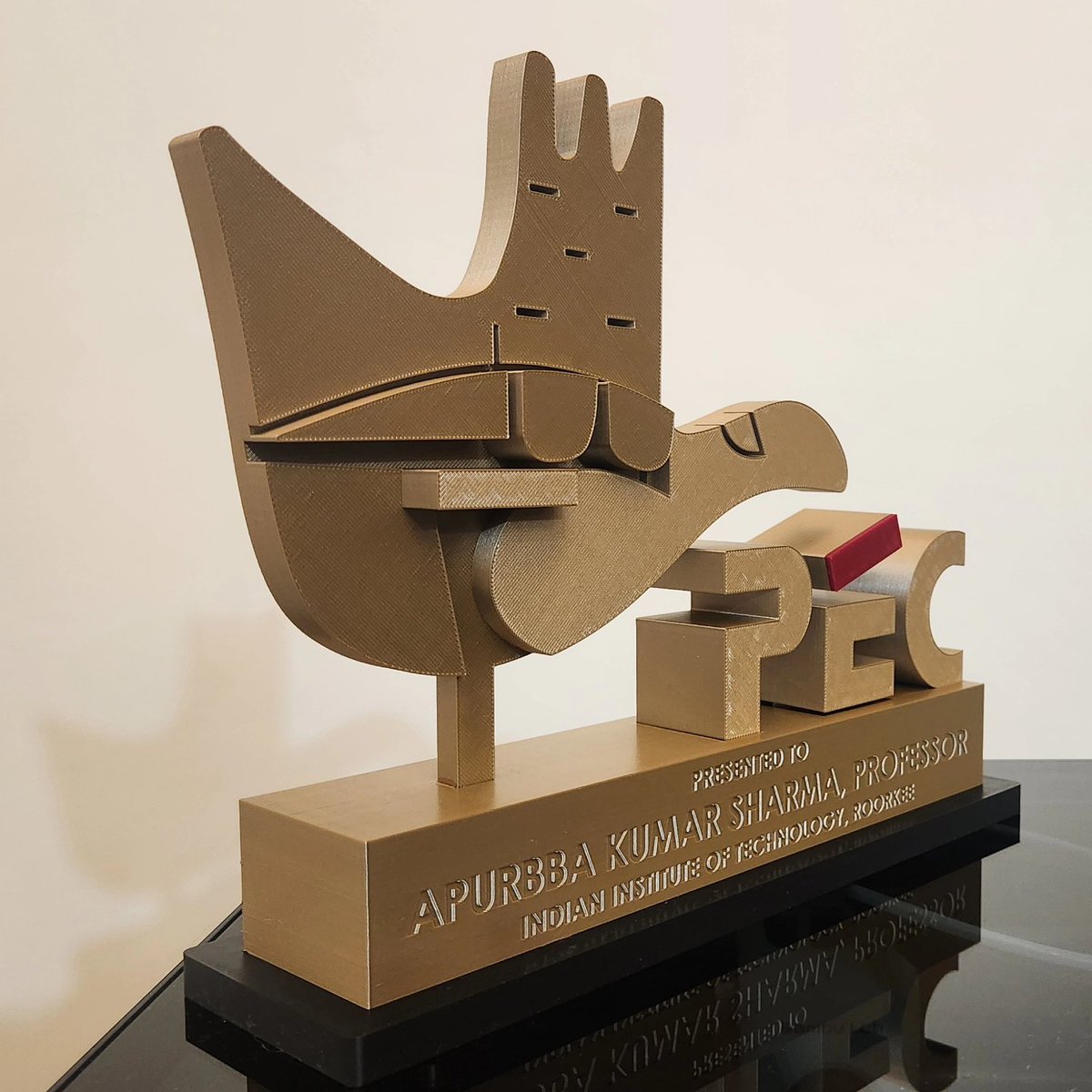 its3dadditive's tweet photo. Capture and commemorate life moments with 3DIOR's custom photo mementos and 3D printed trophies!
✨ Our unique, custom-designed trophies are perfect for recognizing excellence in any field.
#3DPrintedTrophies #3DIOR #CustomMementos #CelebrateSuccess #SustainableGifts https://t.co/McAMx2SVPr