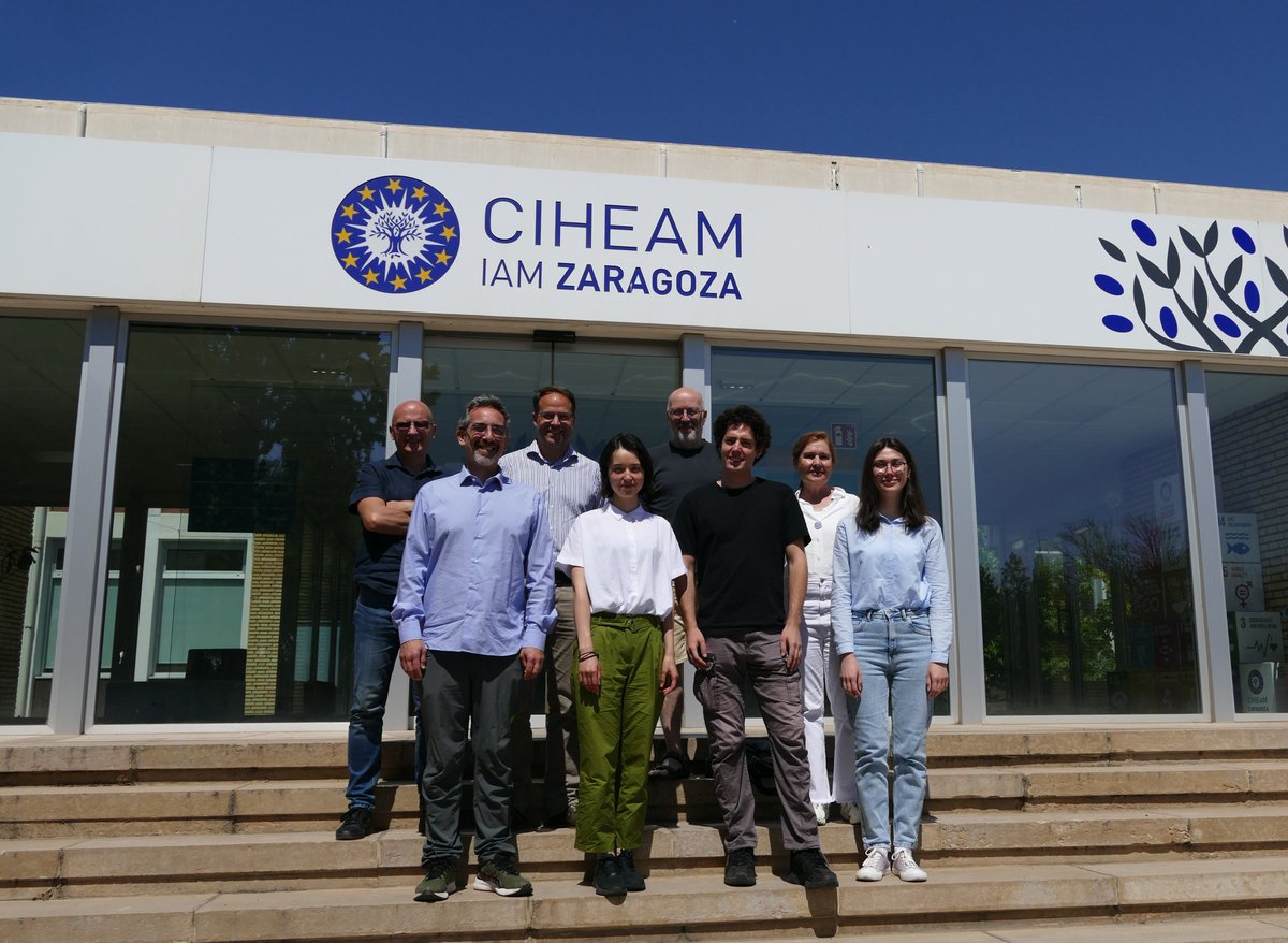 CIHEAMZaragoza's tweet photo. Human-wildlife coexistence is at the centre of the #TransWILD project, with partners from 5 European countries (Bulgaria, Germany, Italy, Norway &amp; Spain). 

Wishing project team members a day of fruitful discussions today at #CIHEAMZaragoza! https://t.co/eAC3mAqLnC