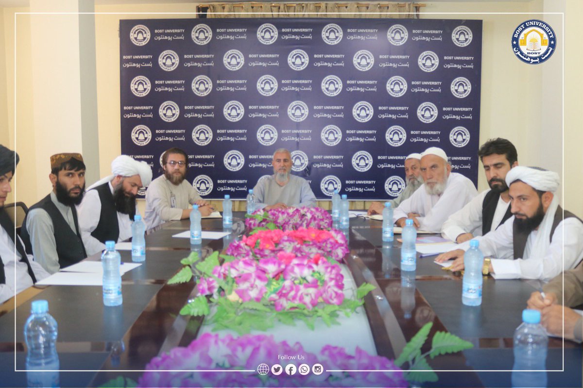 bostuniversity's tweet photo. د هوکړه لیکونو کمېټې له لوري د ریاستونو سره د ګډو همکاریو د هوکړه لیکونو کلنی راپور وړاندي سو.

نن دوشنبه د بُست پوهنتون د هوکړه لیکونو کمېټې له لوري د اړوند ریاستونو سره د ګډو همکاریو د هوکړه لیکونو د ۱۴۰۲ کال د کړنو راپور او ۱۴۰۳ کال د پلان په اړه ناسته وسوه.

#bostuniversity https://t.co/ZDWvq6f9xQ