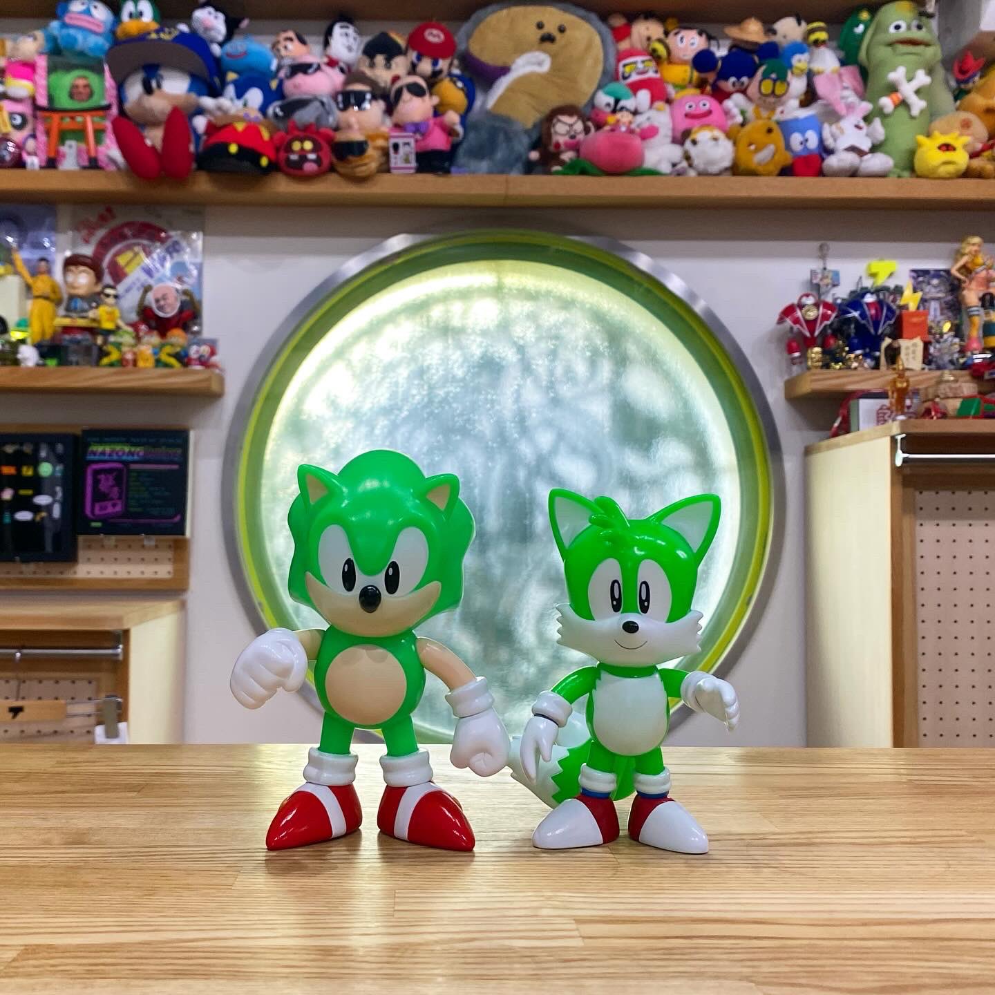 SOFVIPS 謎の店 別注 ソニック ミステリアスカラー ソフビフィギュア