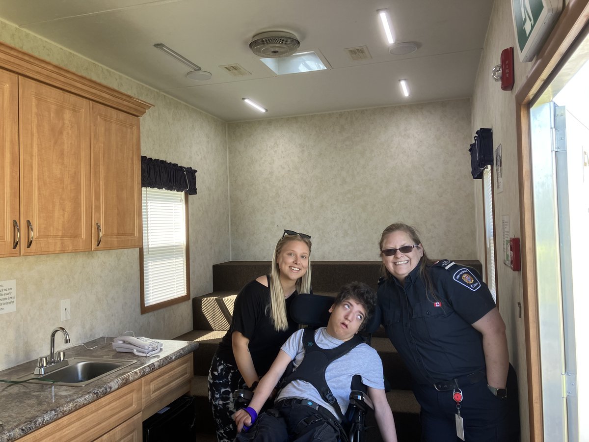 OttFirePrevent's tweet photo. “Big shoutout to @CrystalBayOCDSB for hosting @OttFirePrevent on #AccessAbilityDay! 🚒🔥 Your commitment to fire safety education for everyone is truly commendable. #FireSafety #InclusiveCommunity #AccessAbilityDay” https://t.co/5C2kj9GkPR