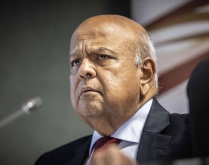 Knick_RSA's tweet image. When Jacob Zuma Fired the Frog 🐸 Pravin Gordhan  

It was EFF Julius Malema the sellout who fought for him to go back  to sell  &amp;amp; Destroy our State Institutions.

The EFF is part of the Reasons we have major Problems in this Country.