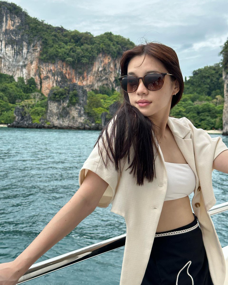 AroyCup's tweet photo. รักเค้ามากเลย 🥰🥰🥰

#CherprangAreekul https://t.co/yWsuhIJFEJ