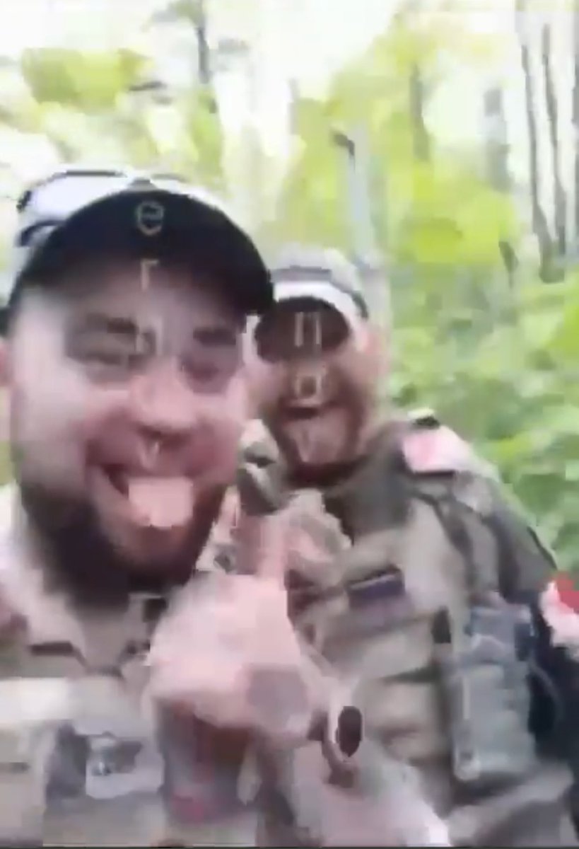olex_scherba's tweet photo. The sadist who filmed yesterday’s #russian torture video has been id’ed. Name’s Alexei Kiprin. After the invasion of 2014, he fought against #Ukraine by the side of 🇷🇺 Nazi Alexei Milchakov (video attached).

#NaziRussia #StandWithUkraine https://t.co/oy37klYngx