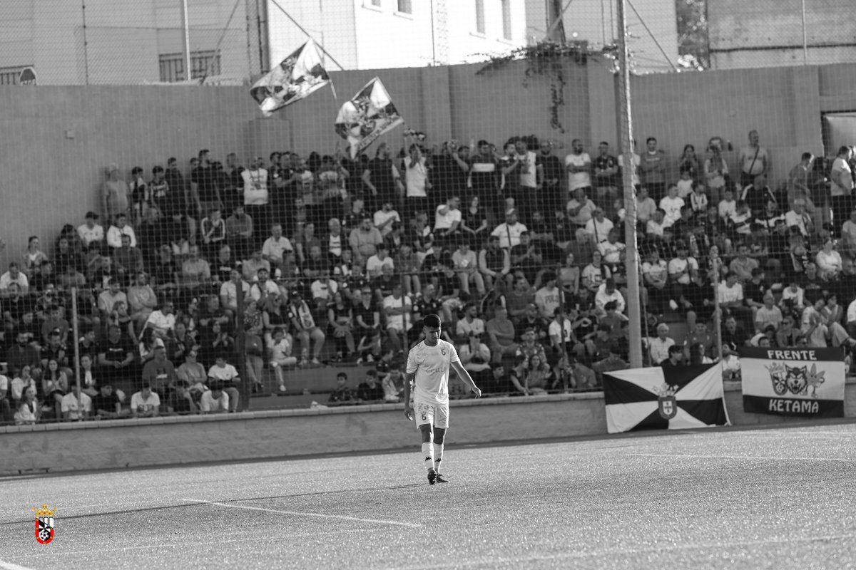 eligonzalez74's tweet photo. Semana 4 de playoff, seguimos creyendo!! A darlo todo en Chapín 🤍⚽️
@ADCeuta_FC @CanonZaki1 @fvphotosport https://t.co/MbWQ6iuxDa