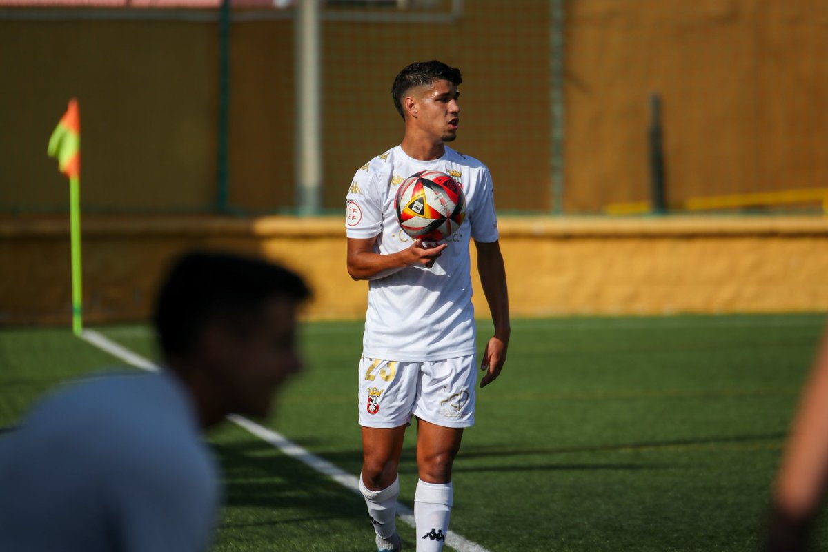 eligonzalez74's tweet photo. Semana 4 de playoff, seguimos creyendo!! A darlo todo en Chapín 🤍⚽️
@ADCeuta_FC @CanonZaki1 @fvphotosport https://t.co/MbWQ6iuxDa