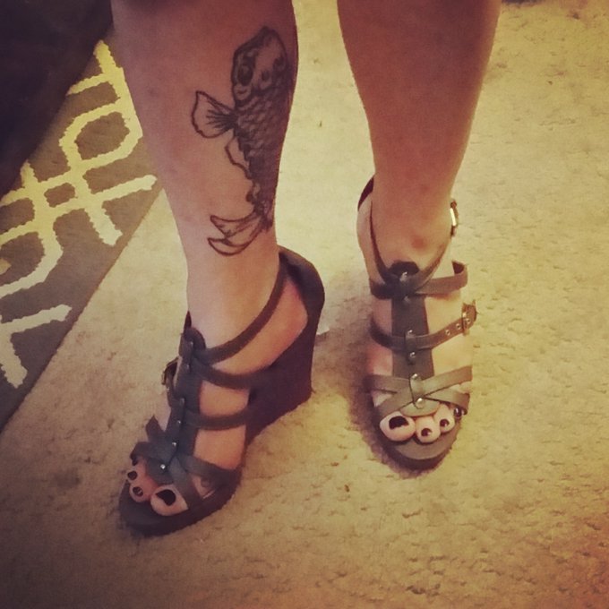 #photodump of my lovely leggies and footies over the years. See 'em all over on my OF: https://t.co/kERD43kq5l 🔥 #missalinapaige<a href="/tag/photodump"class="tags">#photodump</a><a href="/tag/legs"class="tags"><span>#legs</span></a><a href="/tag/feet"class="tags"><span>#feet</span></a><a href="/tag/bbw"class="tags"><span>#bbw</span></a><a href="/tag/sexylegs"class="tags"><span>#sexylegs</span></a><a href="/tag/sexyfeet"class="tags"><span>#sexyfeet</span></a><a href="/tag/trans"class="tags"><span>#trans</span></a><a href="/tag/bbwporn"class="tags"><span>#bbwporn</span></a>