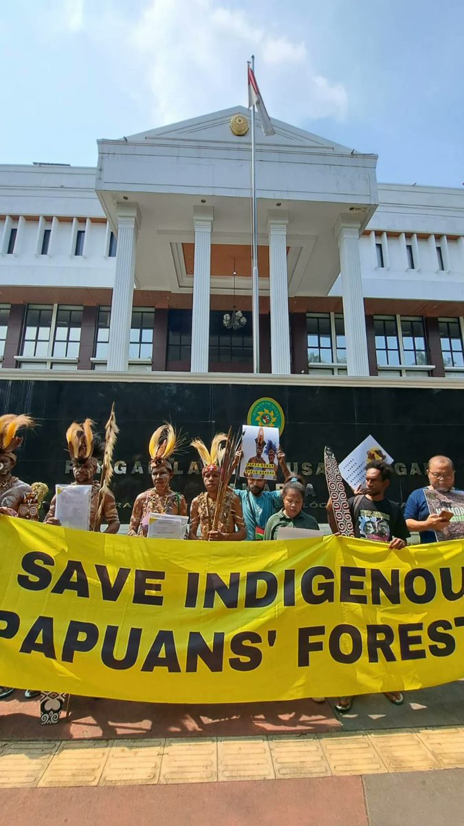 Selamatkan tanah Papua, selamatkan hutan suku Awyu #AlleyesonPapua  #Papualivesmatter