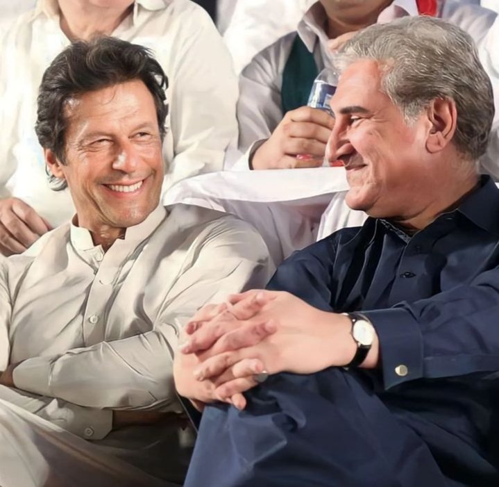 عمران خان اور شاہ محمود قریشی سائفر کیس میں بری، یہ ٹرینڈ شروع کریں اور #عوامی_لیڈر_کو_رہا_کرو کی رہائی کا مطالبہ کریں